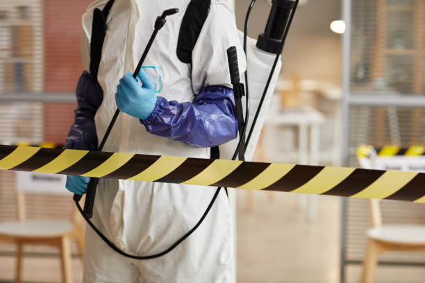 Professional Trauma Scene Cleanup technician working in Evansville, WY